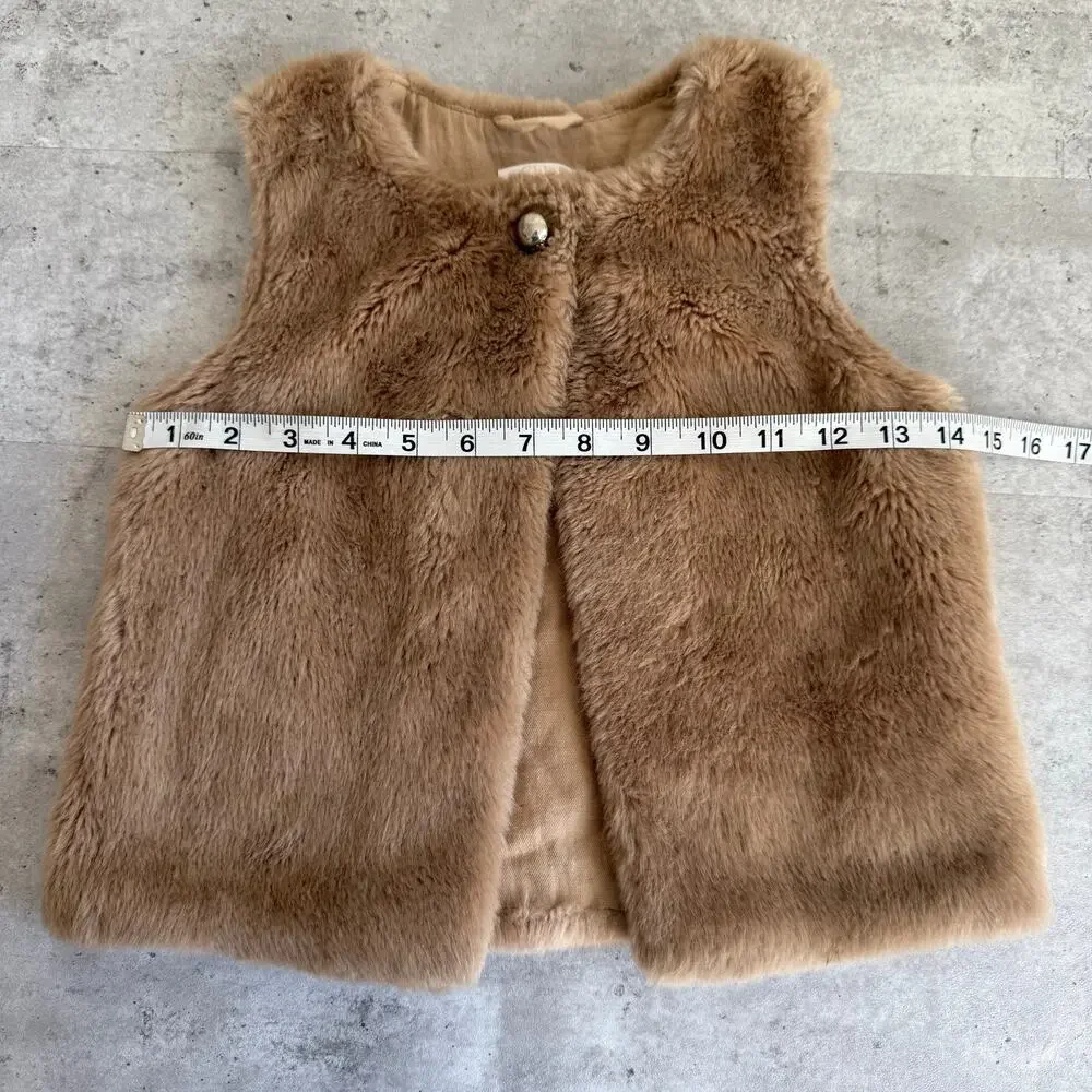 Girls faux fur vest designer vest Chloe size 6